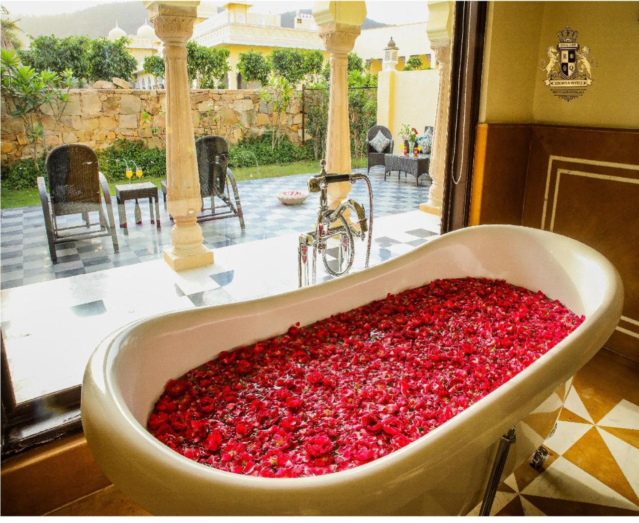The Vijayran Palace By Royal Quest Resorts Jaipur Bagian luar foto
